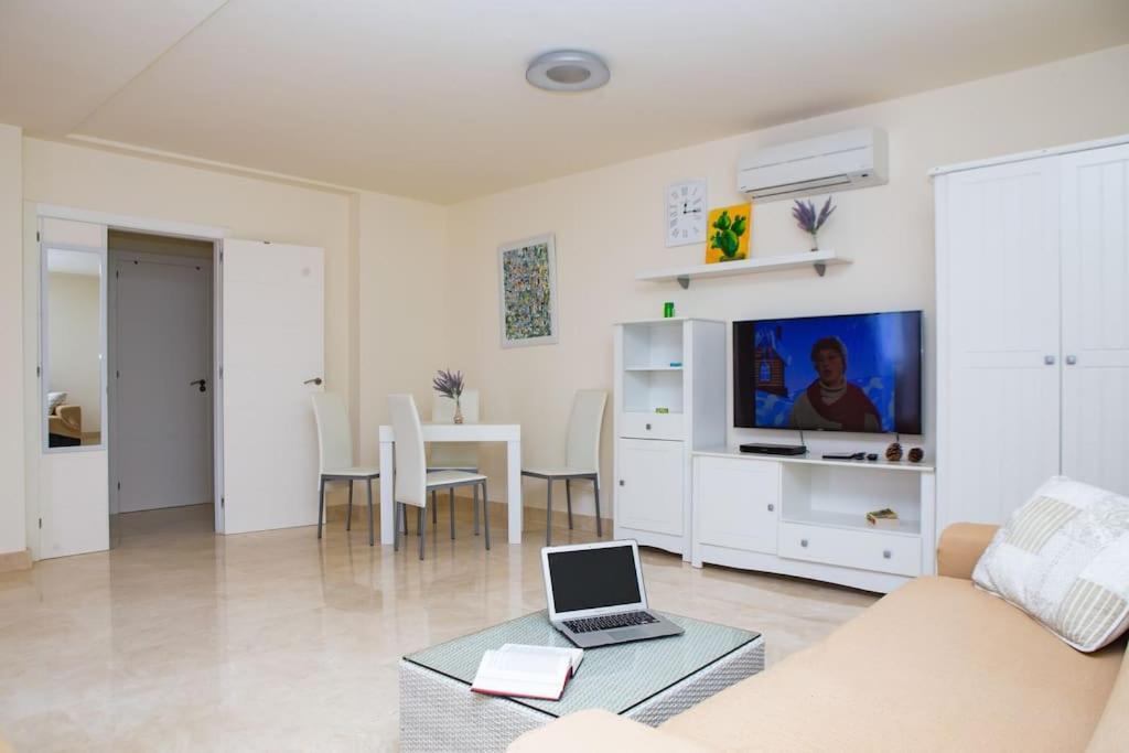 2 Bedrooms Apartment In Magnolia Golf Resort, La Caleta Costa Adeje (Tenerife) Exterior foto